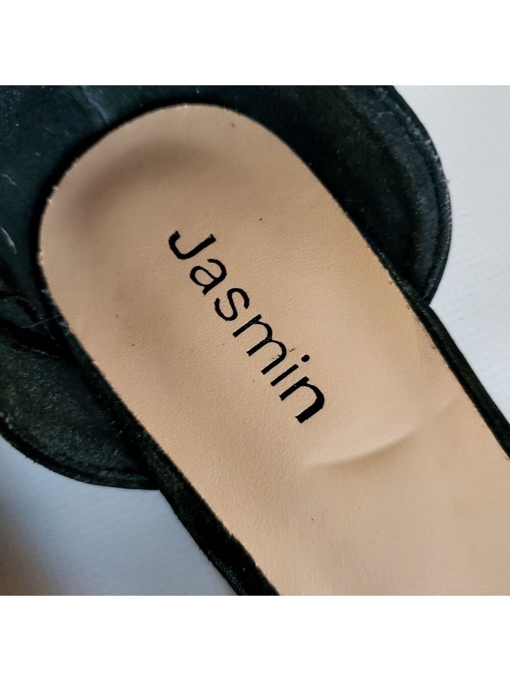 Jasmine Jyenni Ankle Strap Sandals Black Size 6 NWOT - Picture 2 of 7
